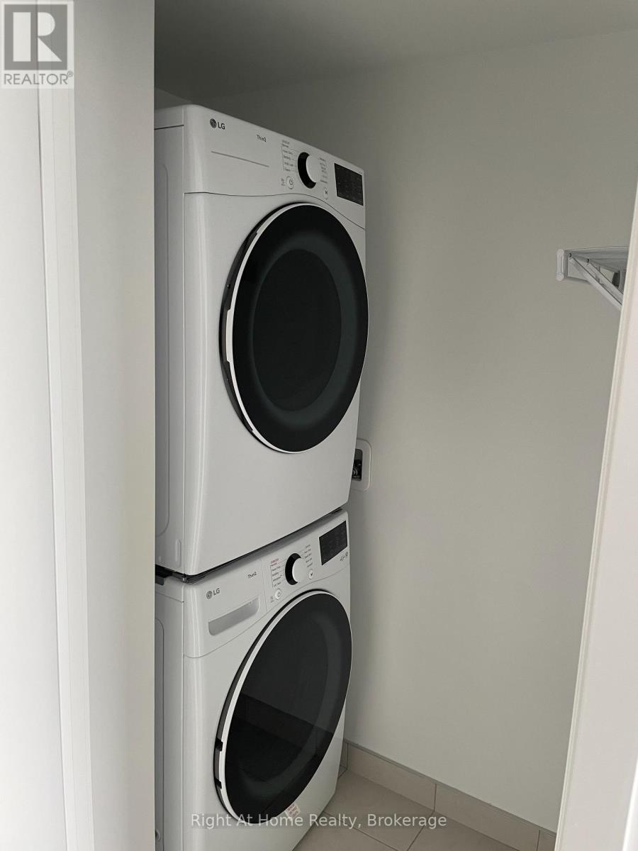 4103 - 395 Square One Drive, Mississauga, Ontario  L5B 0P6 - Photo 4 - W12645466