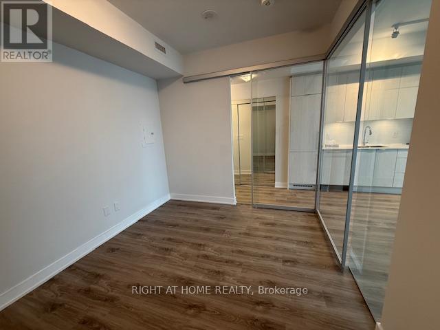 1804 - 430 Square One Drive, Mississauga, Ontario  L5B 0L6 - Photo 13 - W12645124