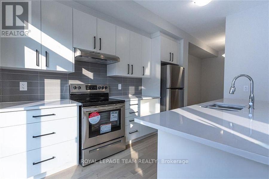 915 Athenry Court, Ottawa, Ontario  K2J 7C5 - Photo 17 - X12643564