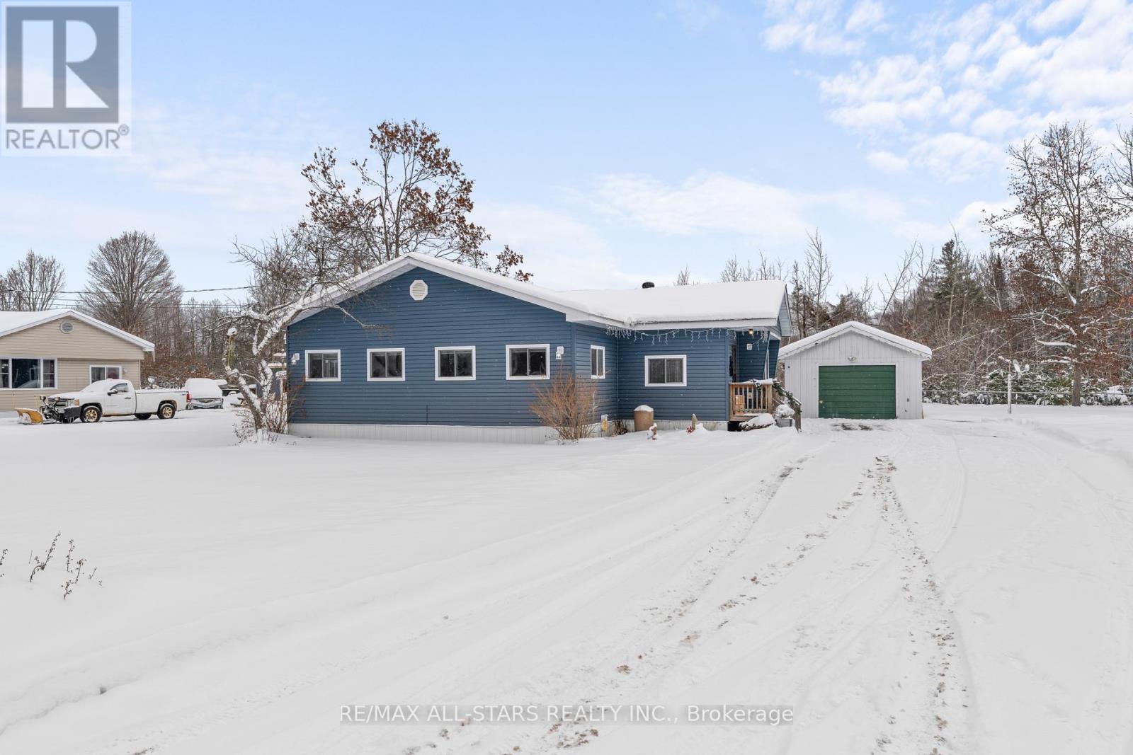 1088 LUTTERWORTH PINES ROAD, Minden Hills, Ontario