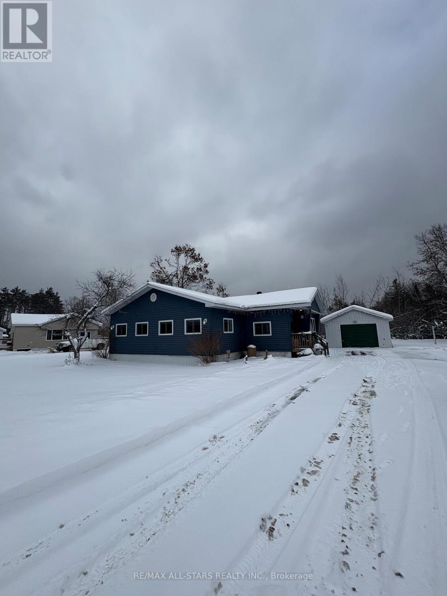 1088 Lutterworth Pines Road, Minden Hills, Ontario  K0M 2K0 - Photo 2 - X12635698