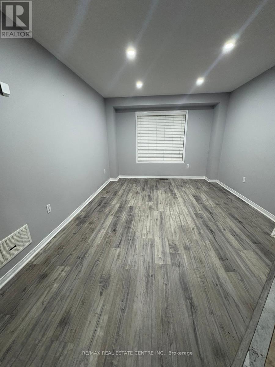 96 Luella Crescent, Brampton, Ontario  L7A 3H5 - Photo 13 - W12610160