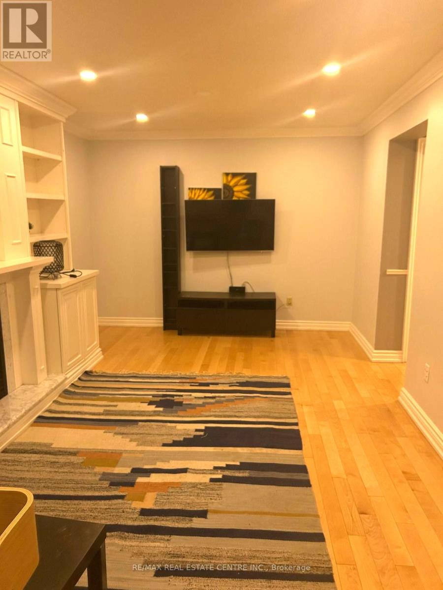 874 Childs Drive, Milton, Ontario  L9T 4J6 - Photo 11 - W12645332