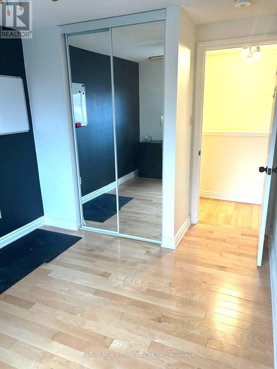 874 Childs Drive, Milton, Ontario  L9T 4J6 - Photo 21 - W12645332