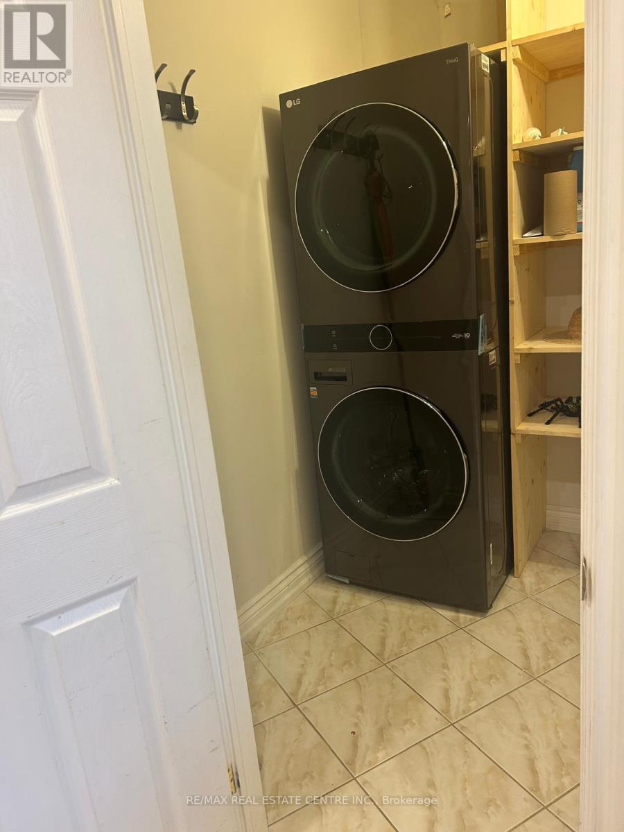 874 Childs Drive, Milton, Ontario  L9T 4J6 - Photo 15 - W12645332