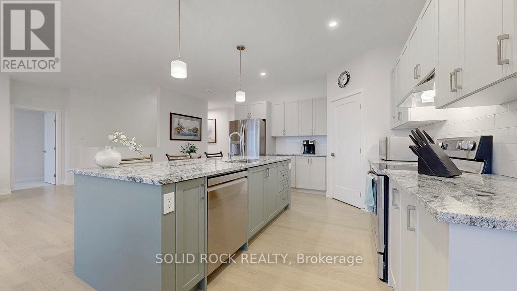 301 Wood Avenue, Smiths Falls, Ontario  K7A 5H4 - Photo 14 - X12645492