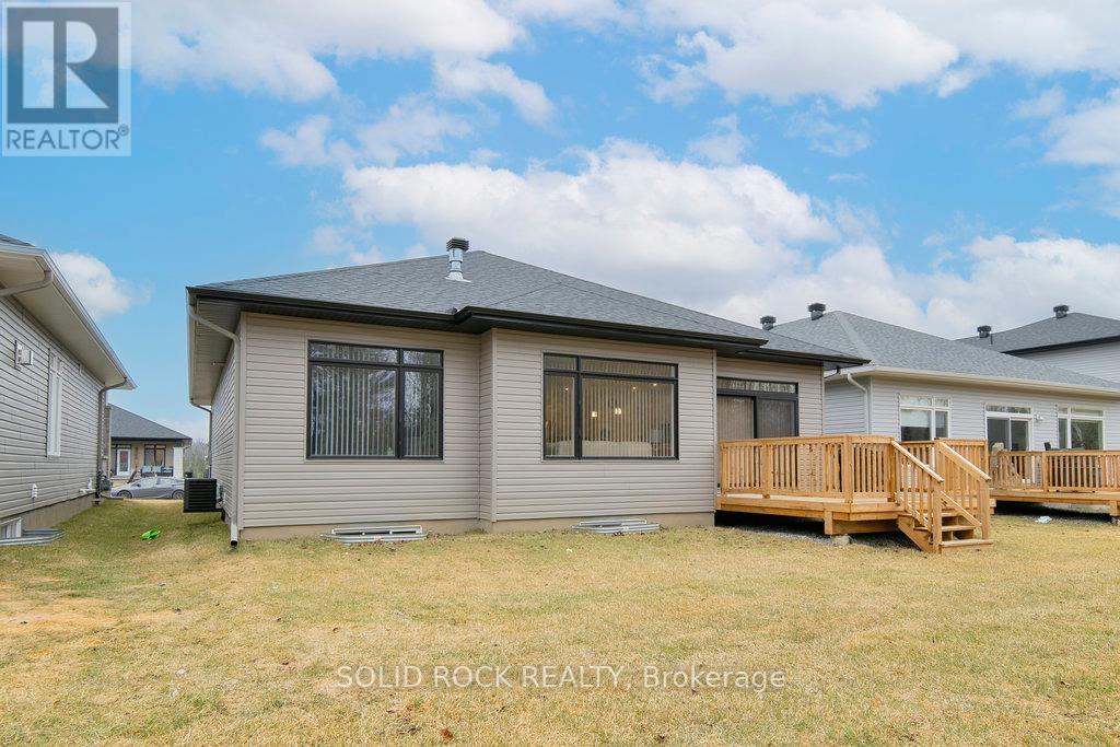 301 Wood Avenue, Smiths Falls, Ontario  K7A 5H4 - Photo 34 - X12645492