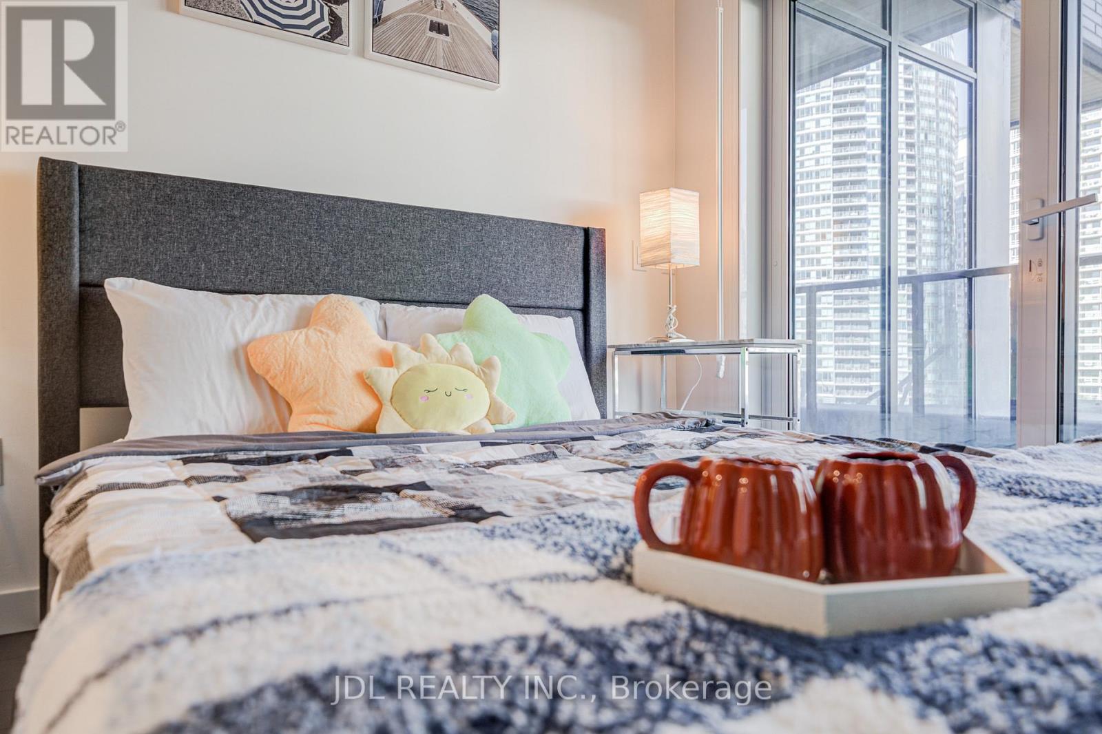 303 - 1 Concord Cityplace Way, Toronto, Ontario  M5V 0X3 - Photo 38 - C12645478