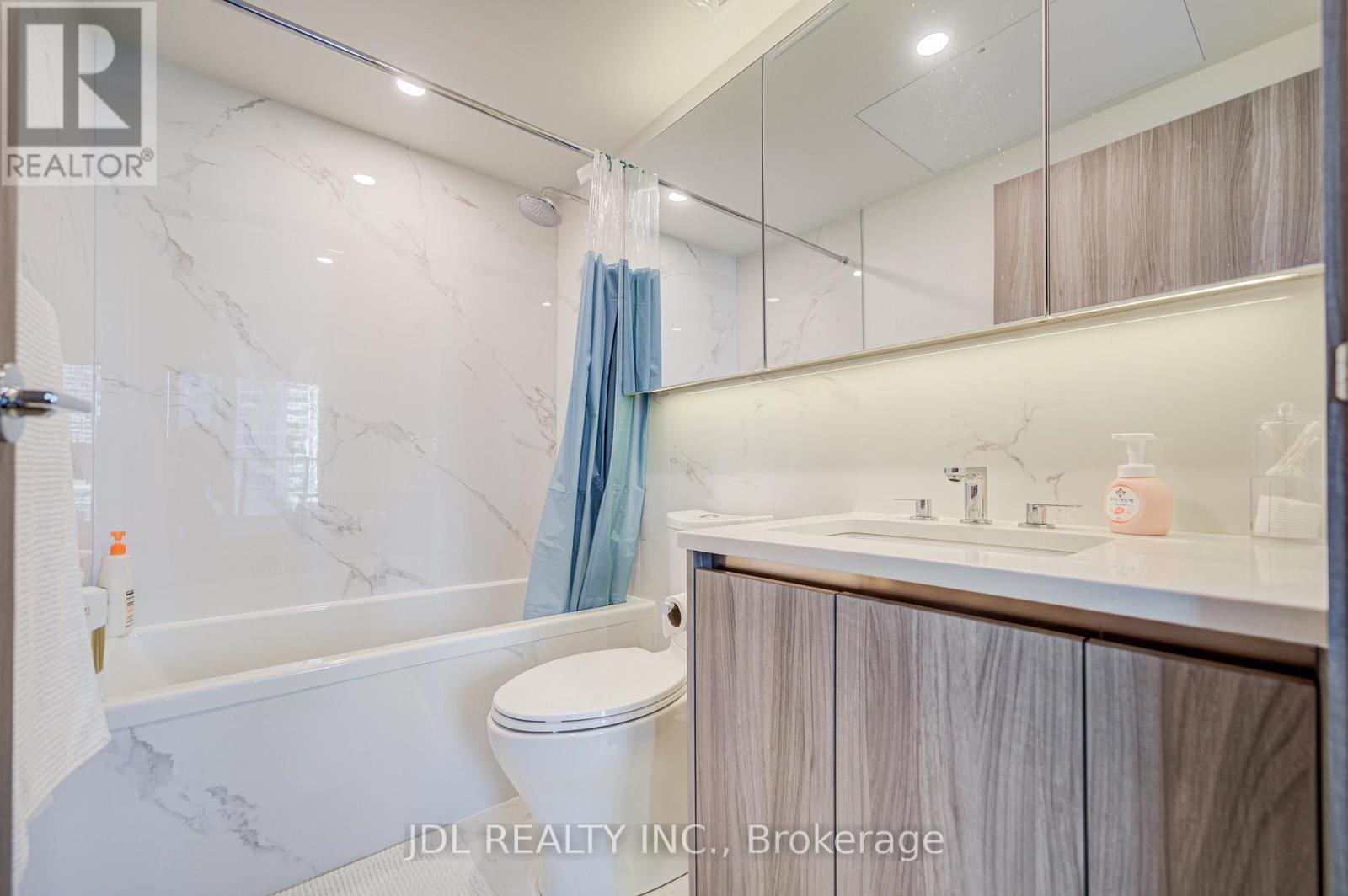 303 - 1 Concord Cityplace Way, Toronto, Ontario  M5V 0X3 - Photo 39 - C12645478