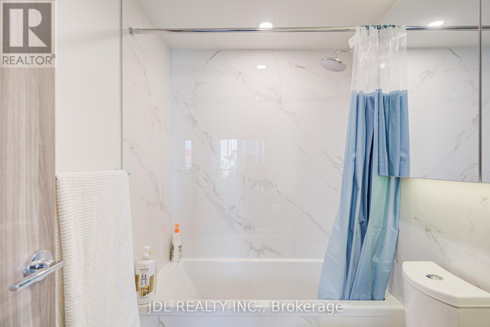 303 - 1 Concord Cityplace Way, Toronto, Ontario  M5V 0X3 - Photo 41 - C12645478