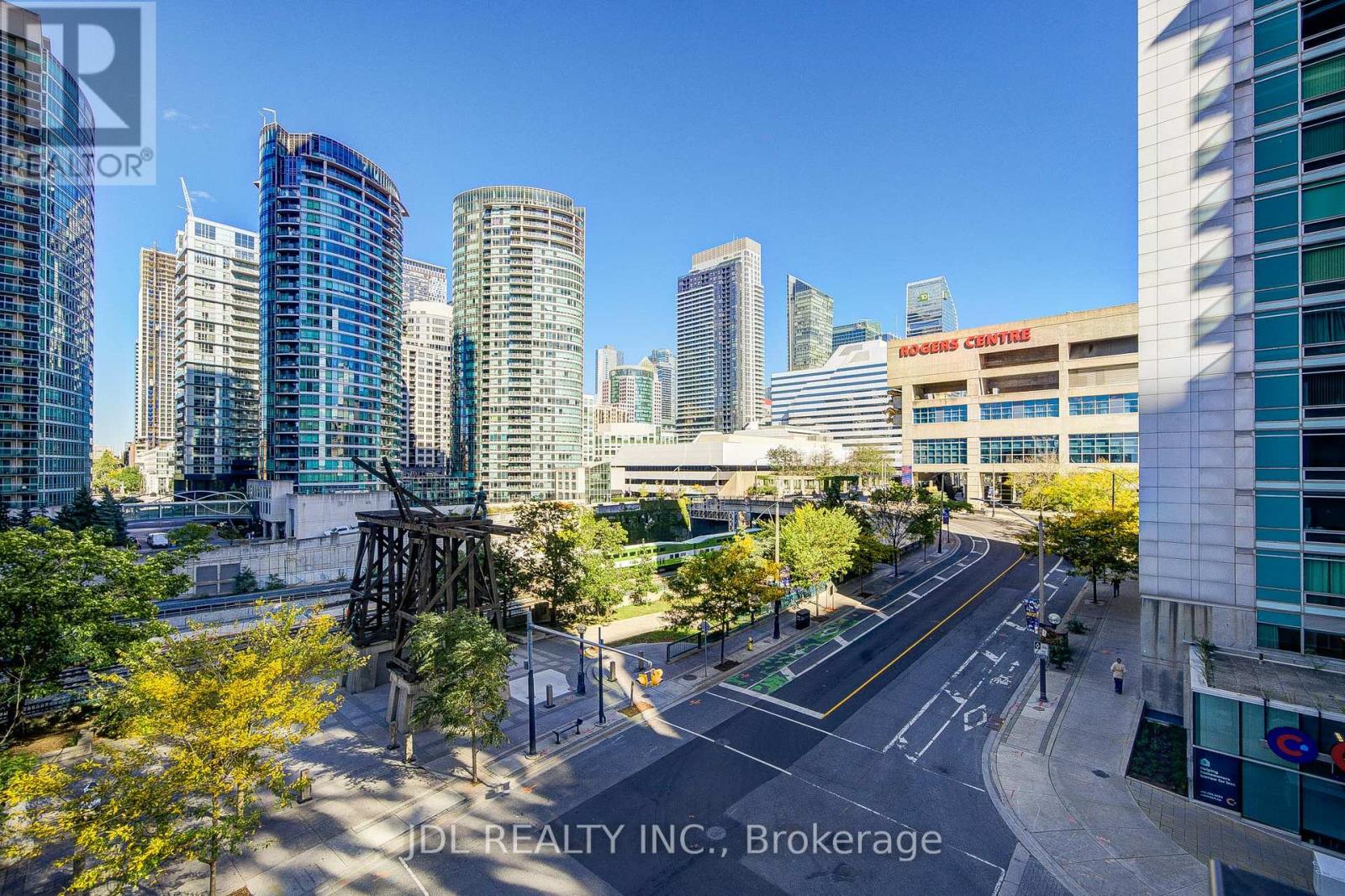 303 - 1 Concord Cityplace Way, Toronto, Ontario  M5V 0X3 - Photo 49 - C12645478