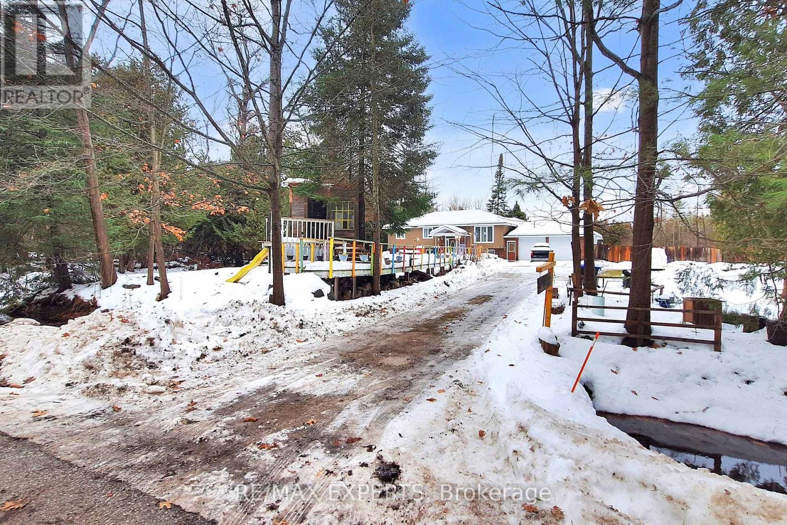 3180 FLEMING BOULEVARD, Innisfil, Ontario