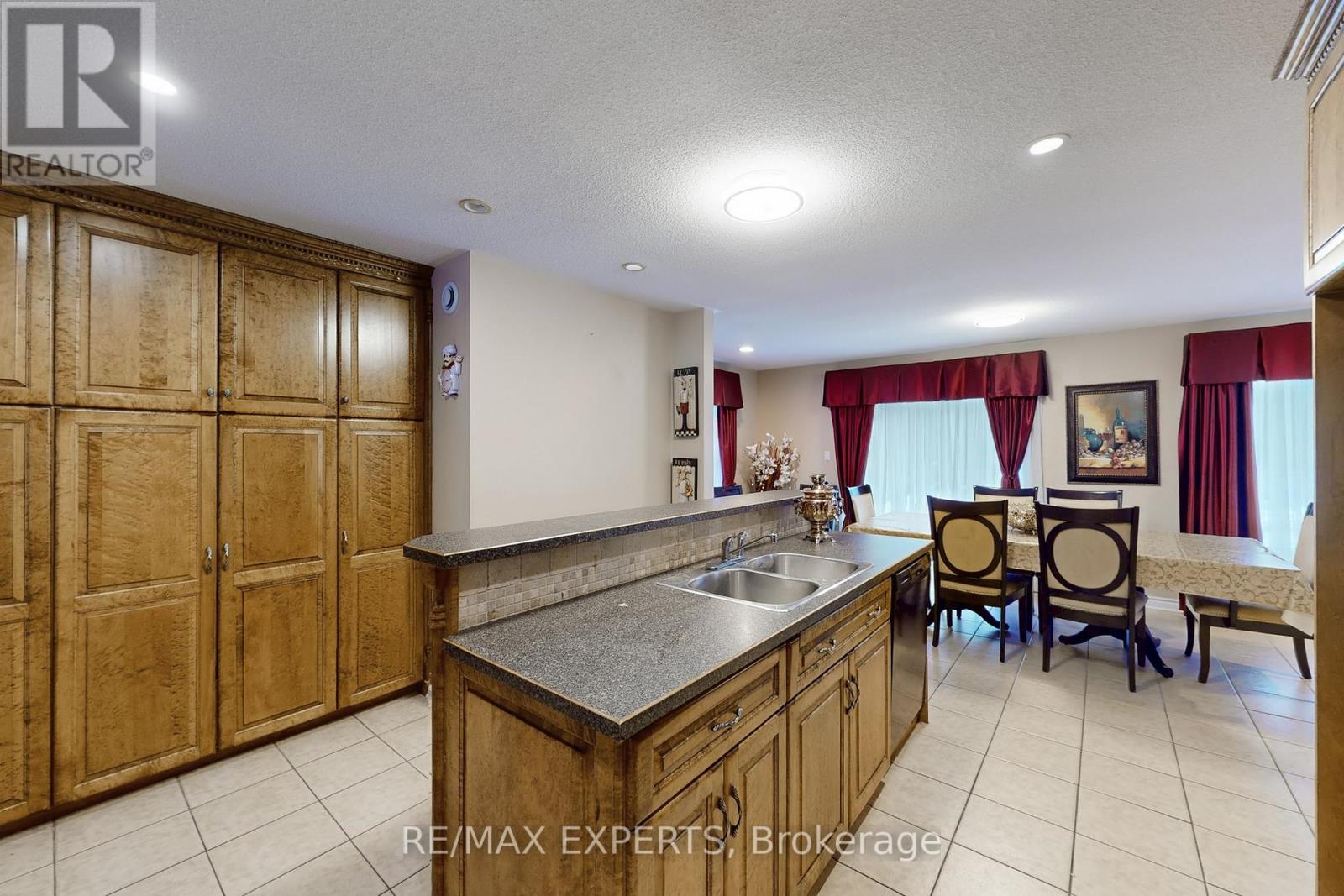 3180 Fleming Boulevard, Innisfil, Ontario  L9S 2Z1 - Photo 14 - N12645486