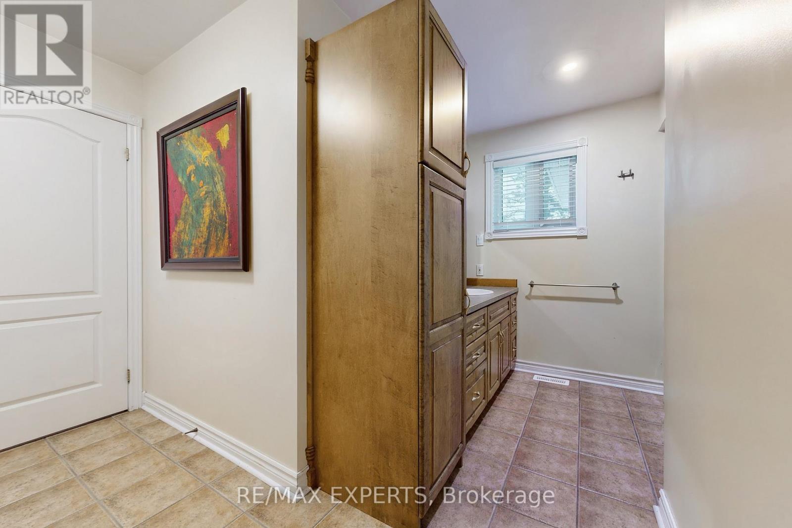 3180 Fleming Boulevard, Innisfil, Ontario  L9S 2Z1 - Photo 29 - N12645486