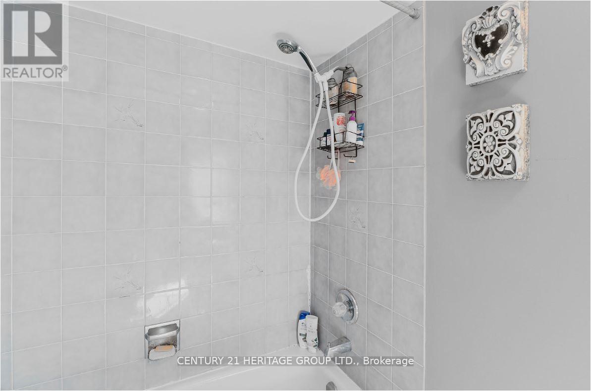 147 Pentland Crescent, Vaughan, Ontario  L6A 1T4 - Photo 30 - N12645508