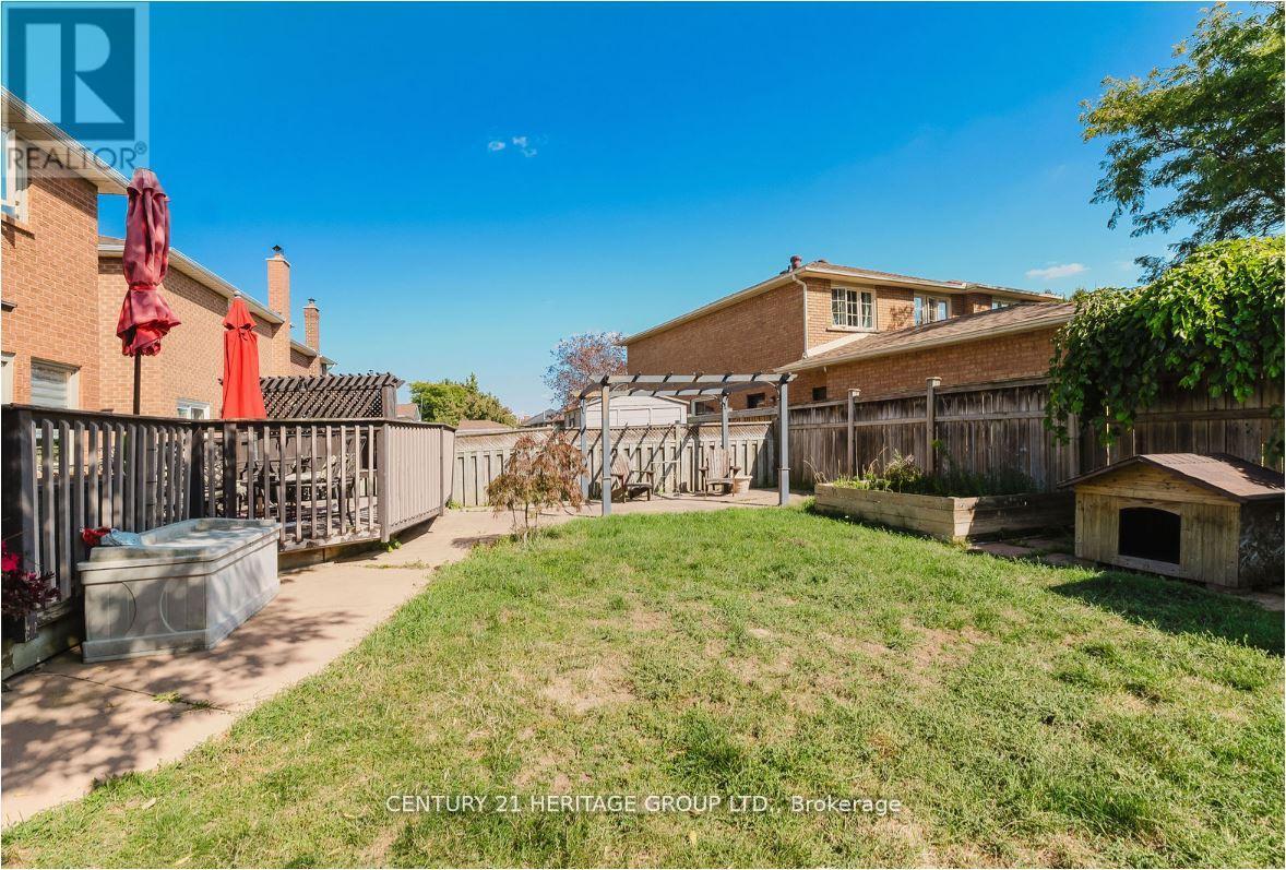 147 Pentland Crescent, Vaughan, Ontario  L6A 1T4 - Photo 40 - N12645508