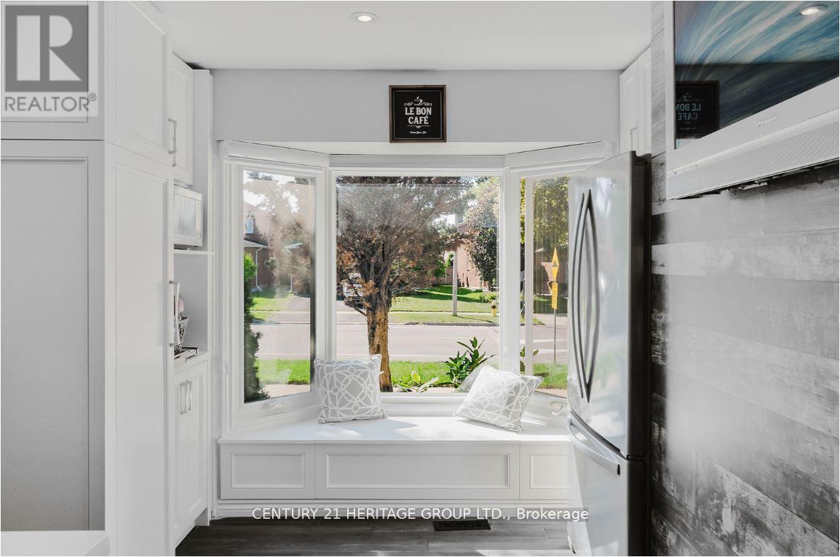 147 Pentland Crescent, Vaughan, Ontario  L6A 1T4 - Photo 9 - N12645508