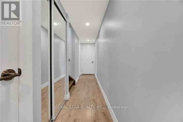 Upper - 119 Waterloo Street, Kitchener, Ontario  N2H 3V5 - Photo 11 - X12645488