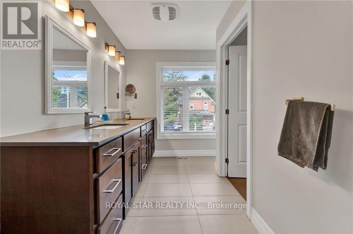 Upper - 119 Waterloo Street, Kitchener, Ontario  N2H 3V5 - Photo 19 - X12645488