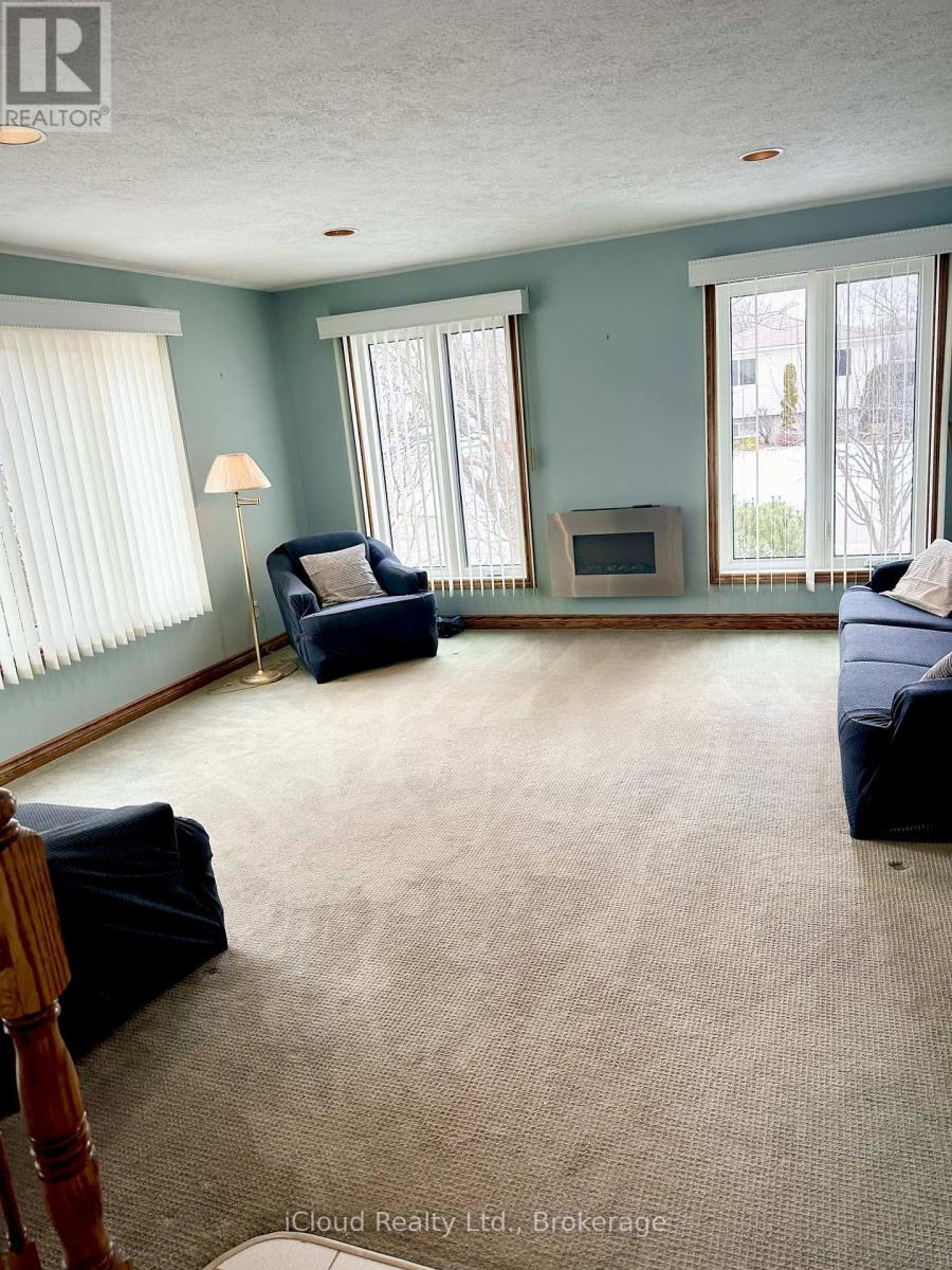 86 Glendale Drive E, Tillsonburg, Ontario  N4G 1J7 - Photo 19 - X12645510