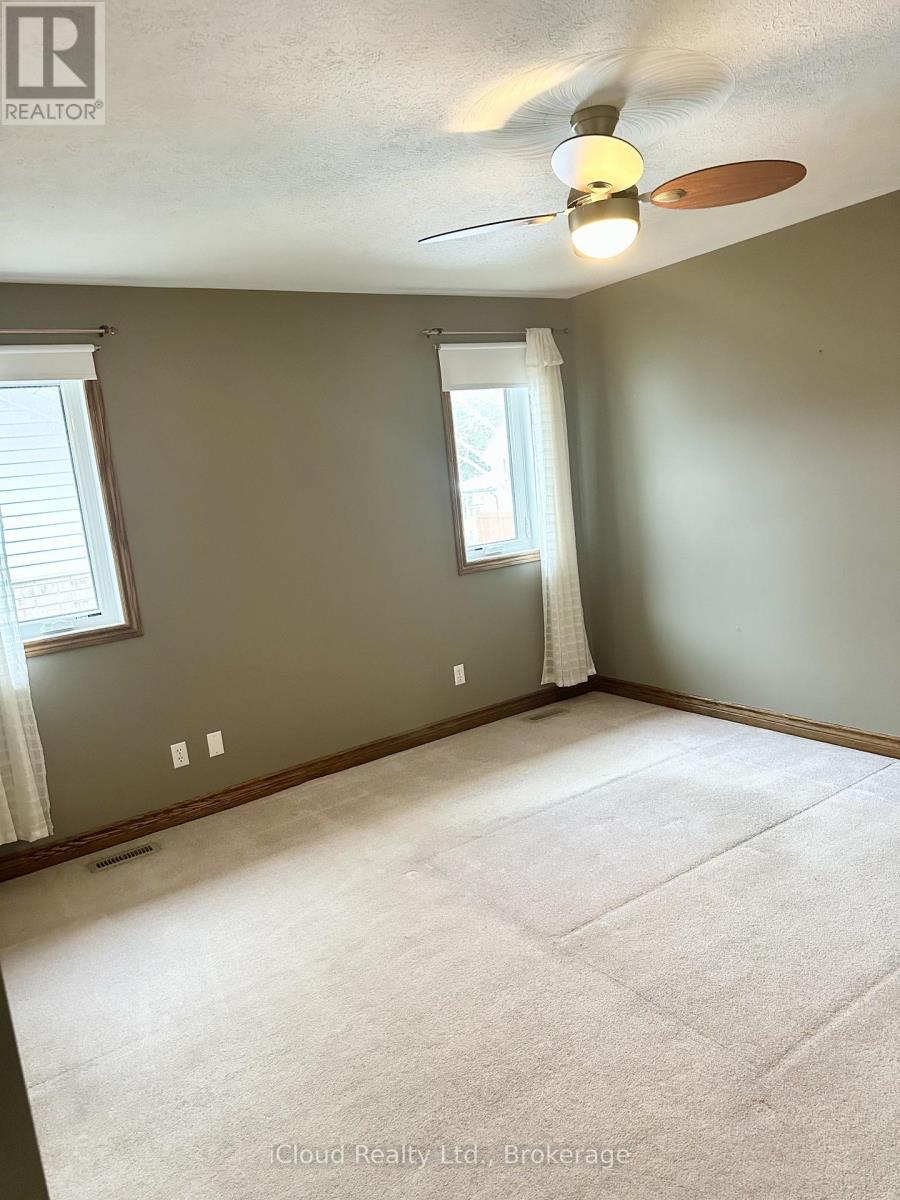 86 Glendale Drive E, Tillsonburg, Ontario  N4G 1J7 - Photo 22 - X12645510