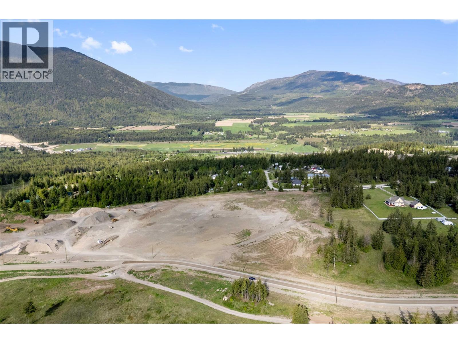 3690 Ford Road, Tappen, British Columbia  V0E 2X0 - Photo 11 - 10367140