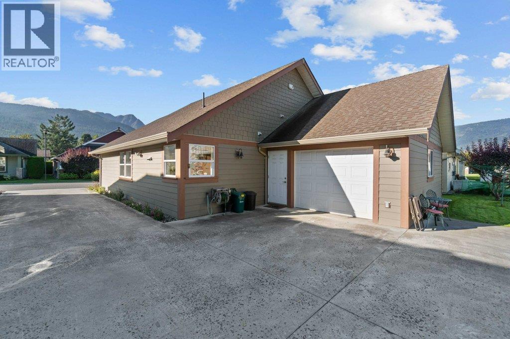 1231 10 Street Sw Unit# 3, Salmon Arm, British Columbia  V1E 0A5 - Photo 48 - 10363745