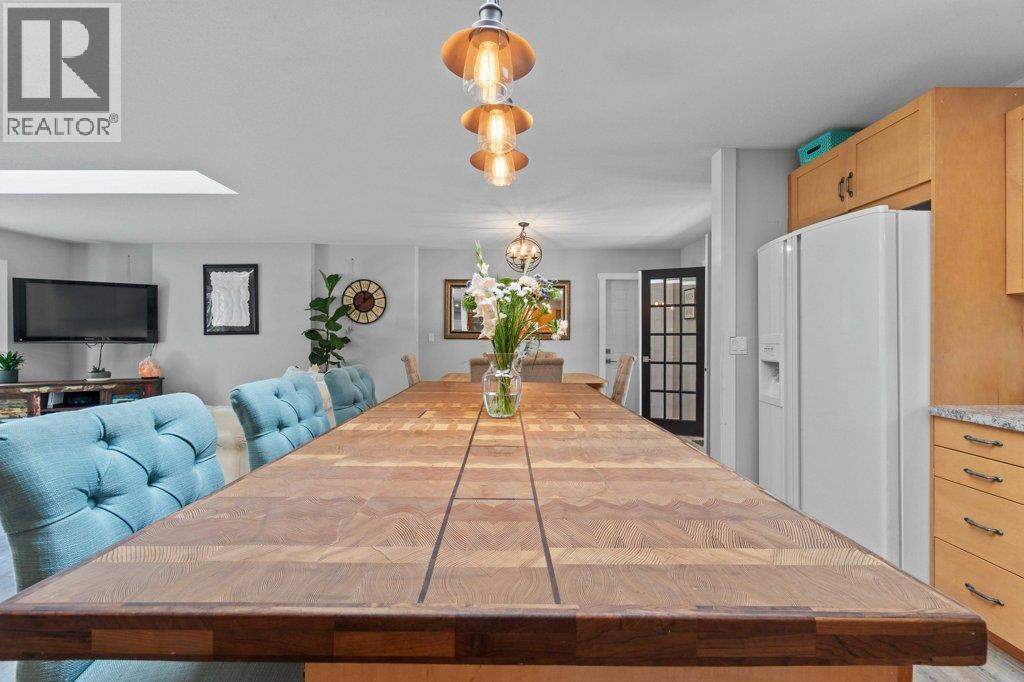 2131 21 Street Ne, Salmon Arm, British Columbia  V1E 3E4 - Photo 28 - 10370537