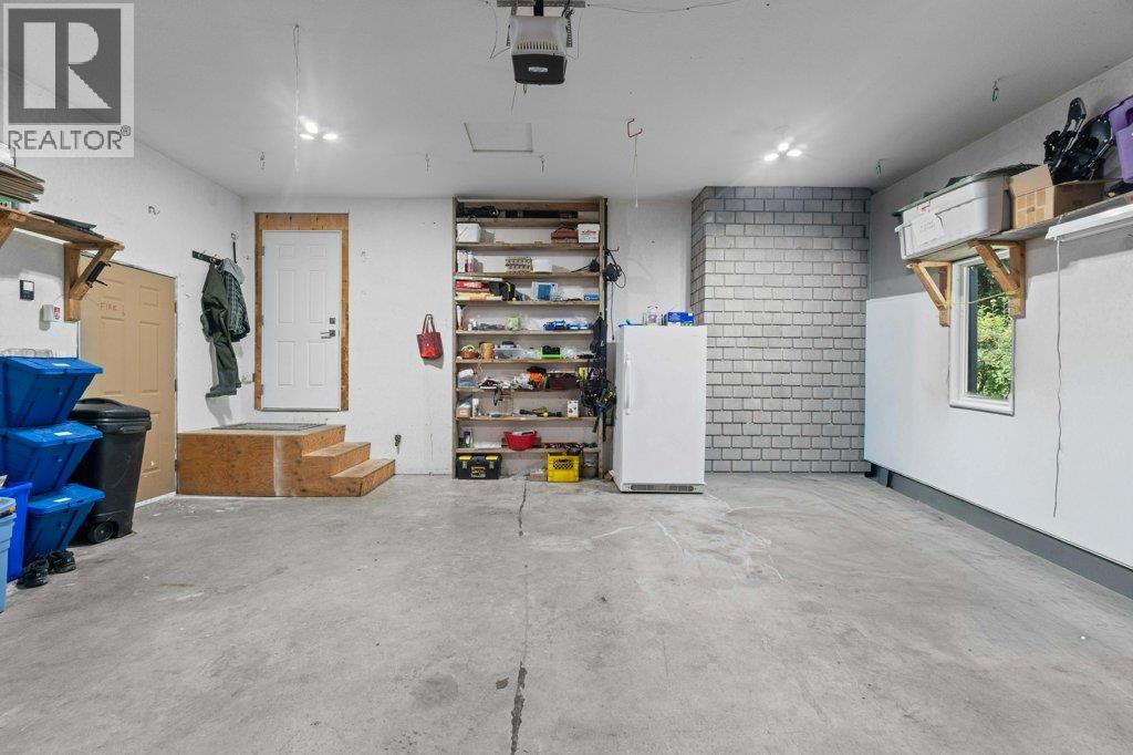 2131 21 Street Ne, Salmon Arm, British Columbia  V1E 3E4 - Photo 35 - 10370537