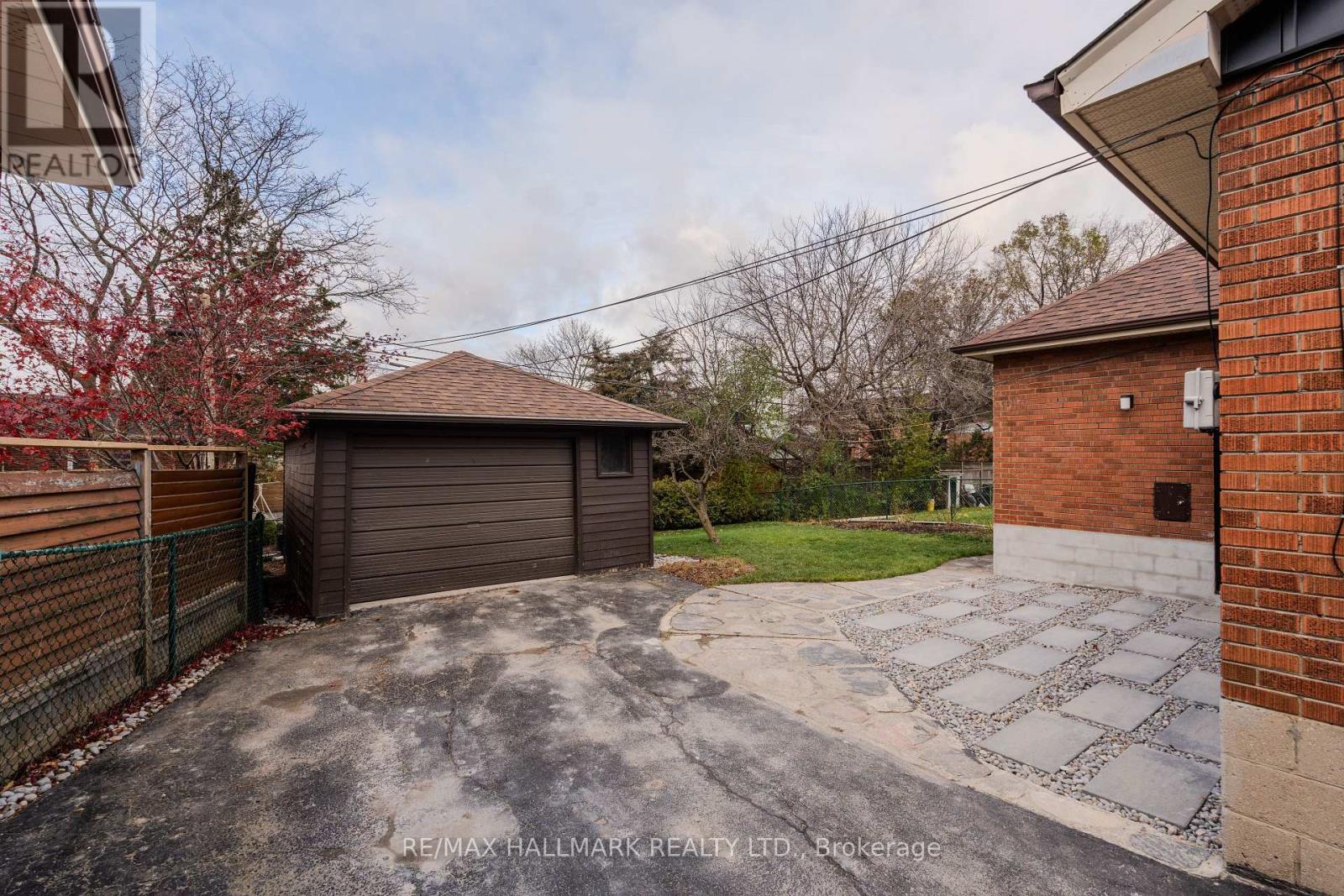Main - 44 Robertsfield Crescent, Toronto, Ontario  M1R 2X3 - Photo 13 - E12645516