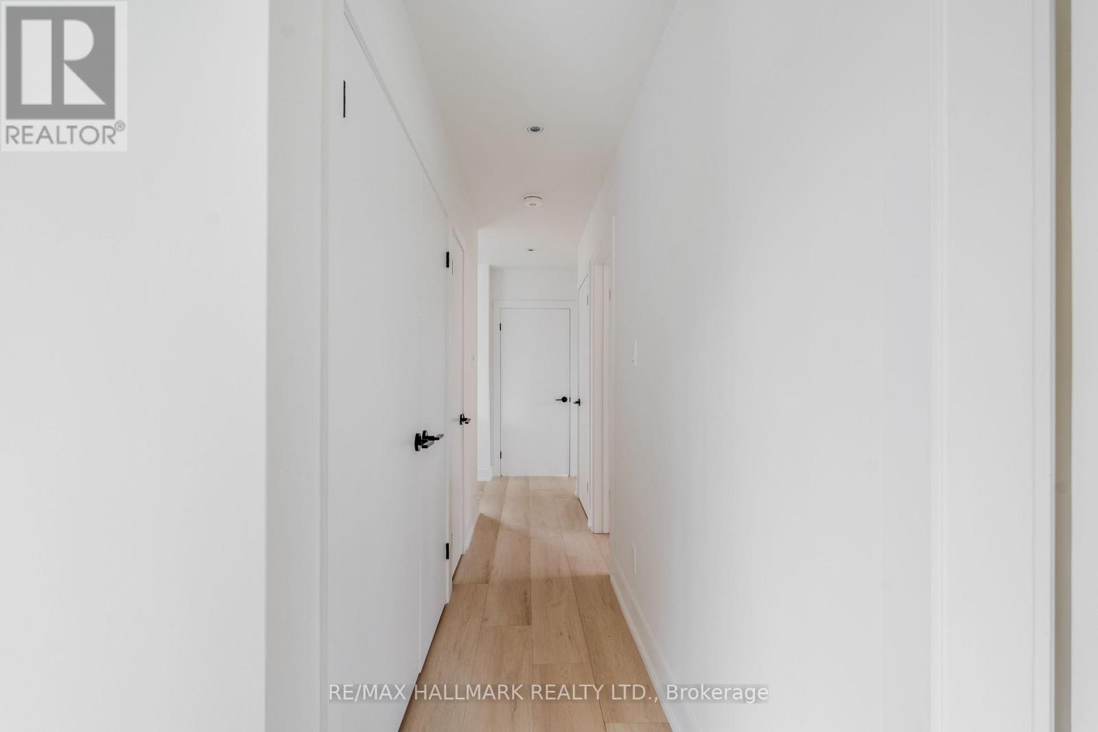 Main - 44 Robertsfield Crescent, Toronto, Ontario  M1R 2X3 - Photo 8 - E12645516