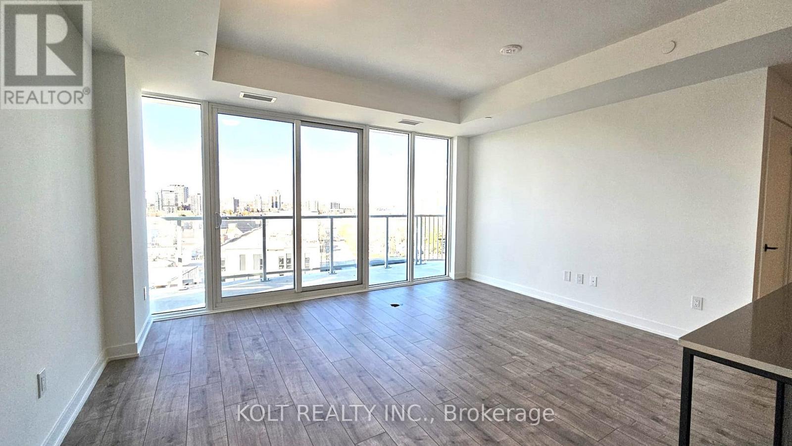 1004 - 220 Missinnihe Way, Mississauga, Ontario  L5H 0A9 - Photo 6 - W12645514