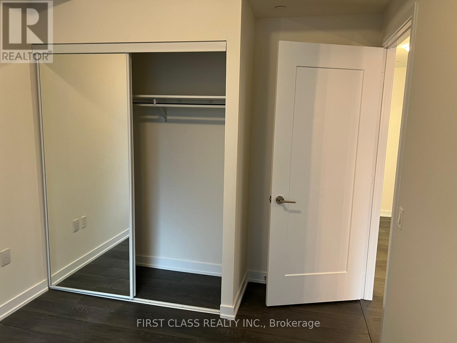 1302 - 28 Freeland Street, Toronto, Ontario  M5E 0E3 - Photo 9 - C12645524