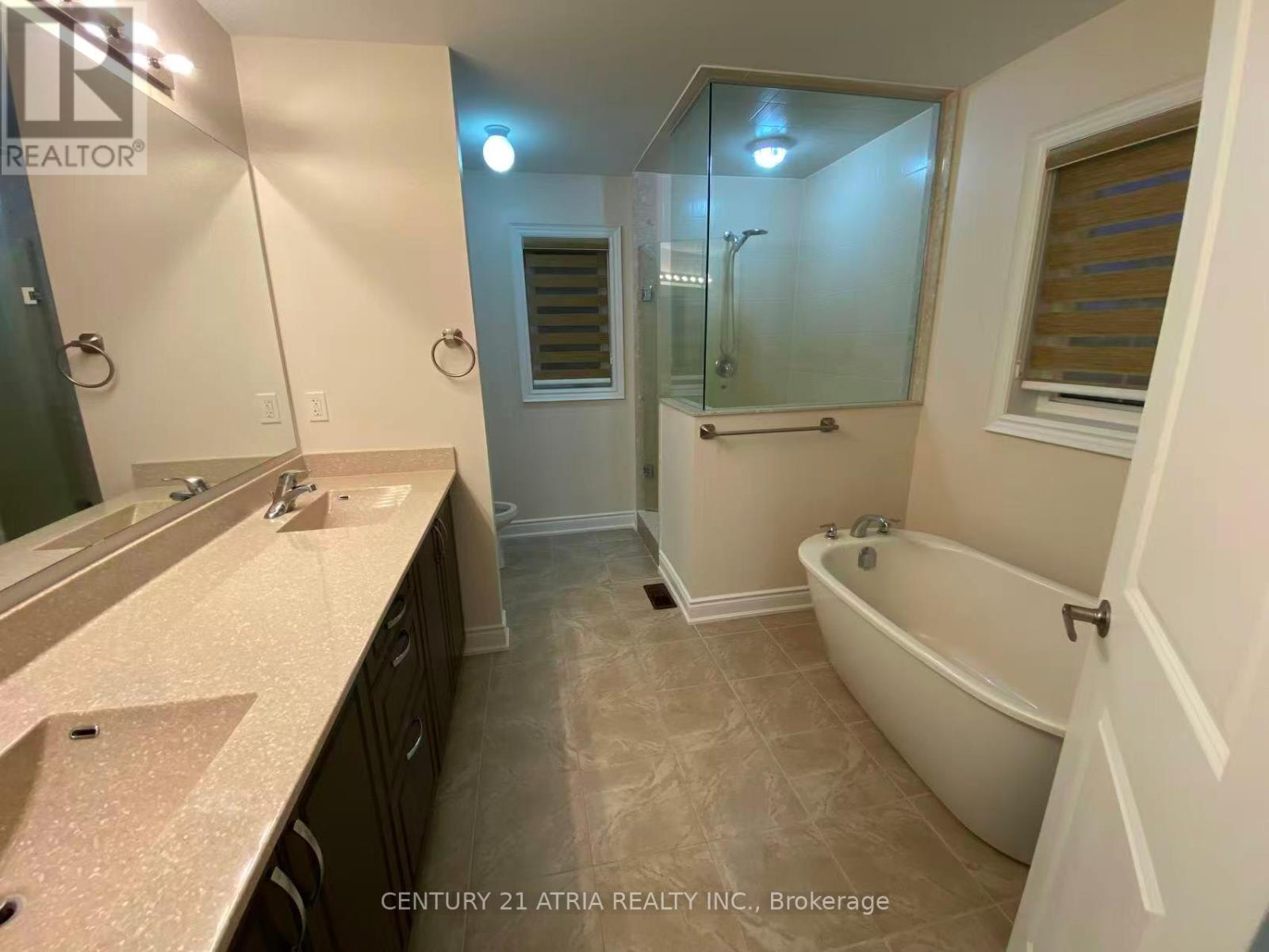 37 Ladder Crescent, East Gwillimbury, Ontario  L9N 0N8 - Photo 12 - N12596842