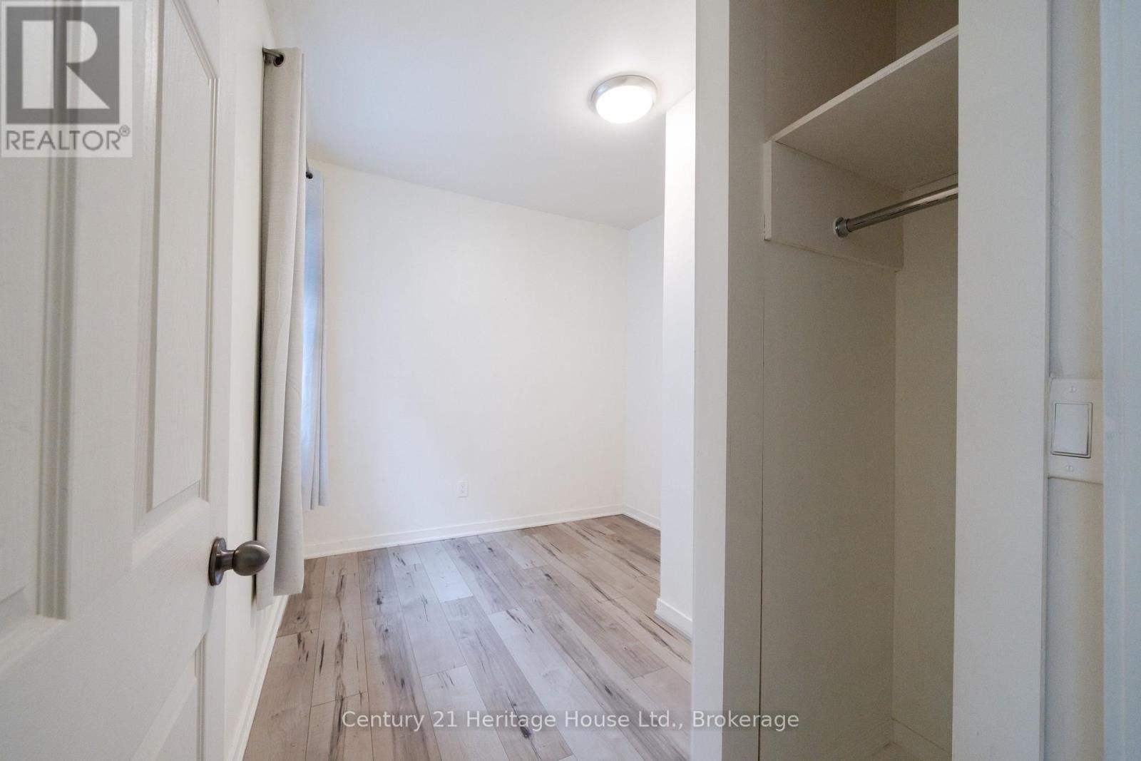 D - 210 Wilson Street, Hamilton, Ontario  L8R 1E5 - Photo 13 - X12461540