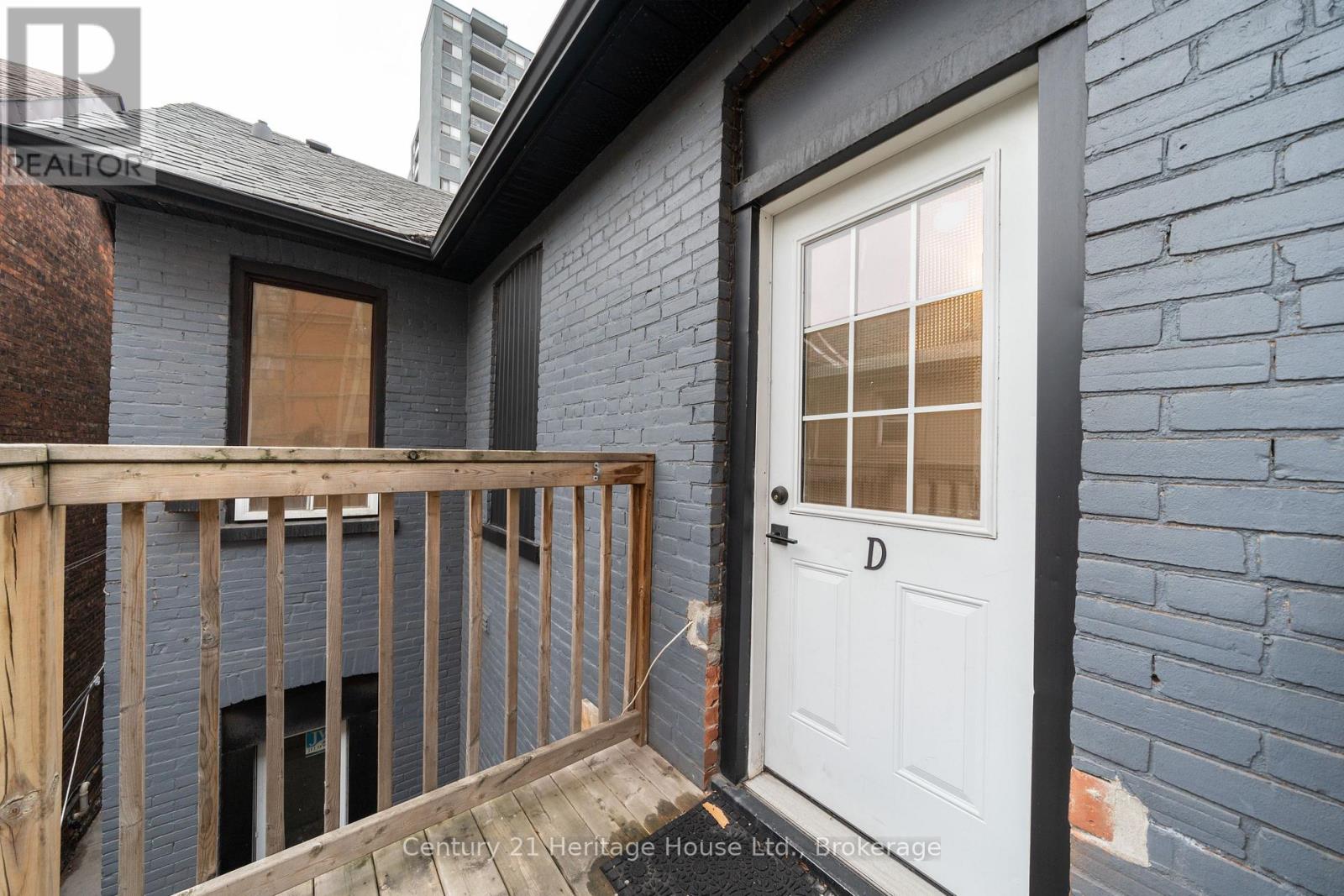 D - 210 Wilson Street, Hamilton, Ontario  L8R 1E5 - Photo 16 - X12461540