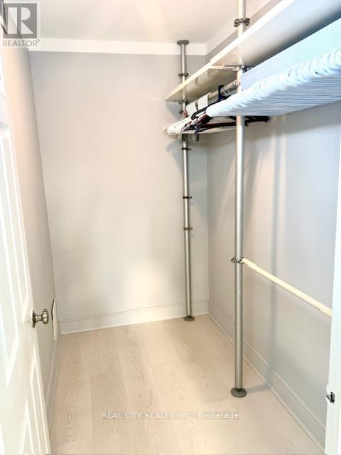 207 - 285 Enfield Place, Mississauga, Ontario  L5B 3Y6 - Photo 10 - W12645520