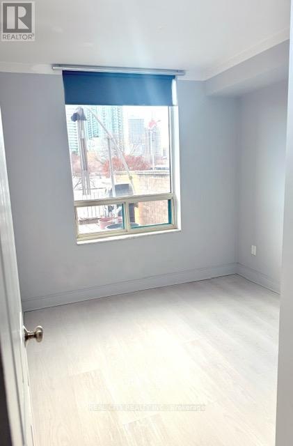 207 - 285 Enfield Place, Mississauga, Ontario  L5B 3Y6 - Photo 7 - W12645520