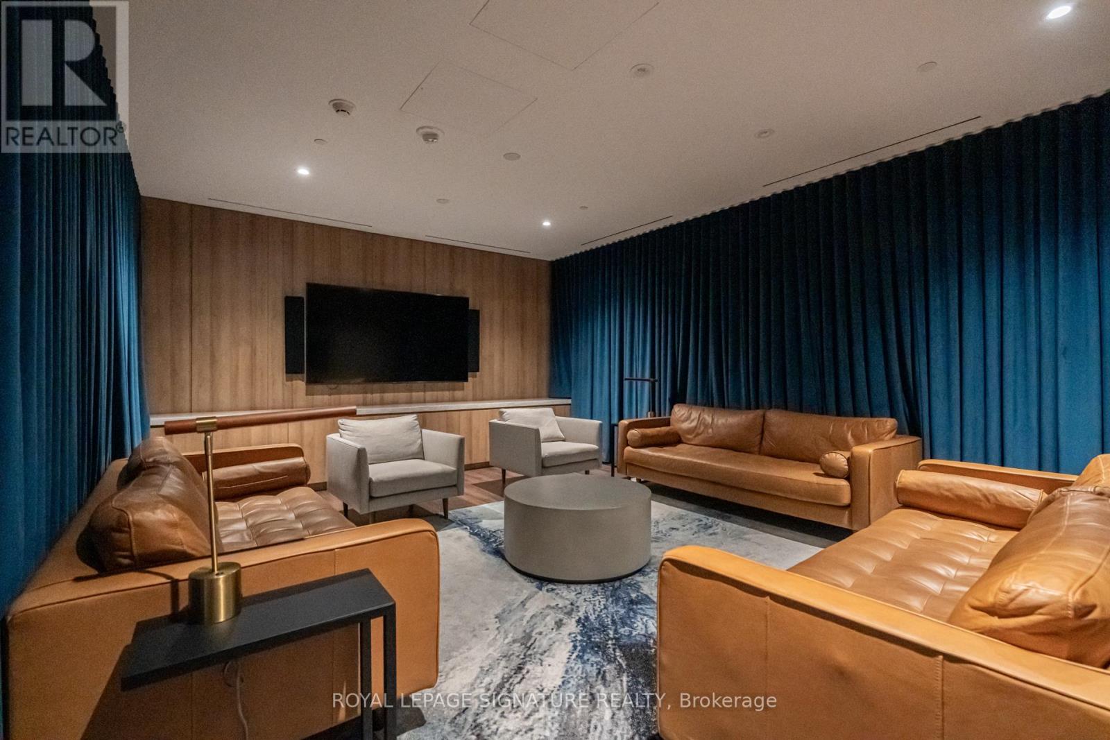 207 - 21 Park Street E, Mississauga, Ontario  L5G 0C2 - Photo 26 - W12645526