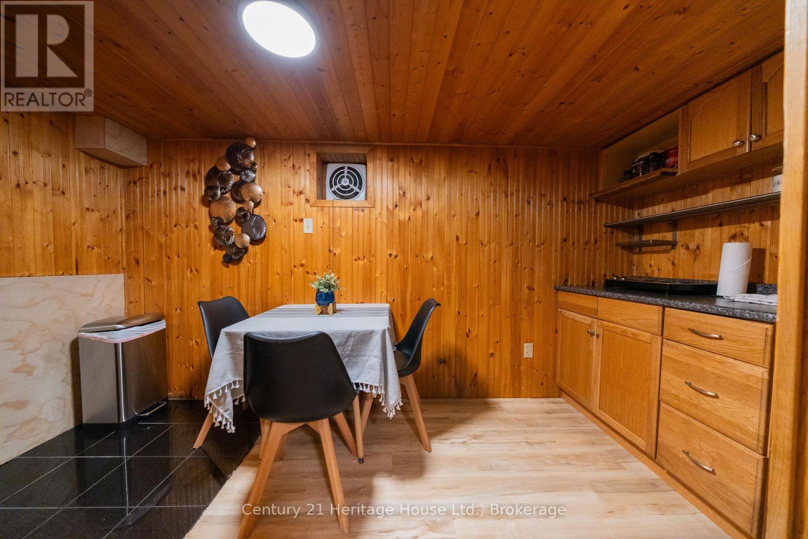 1 - 184 Weber Street E, Kitchener, Ontario  N2H 1E4 - Photo 7 - X12588958