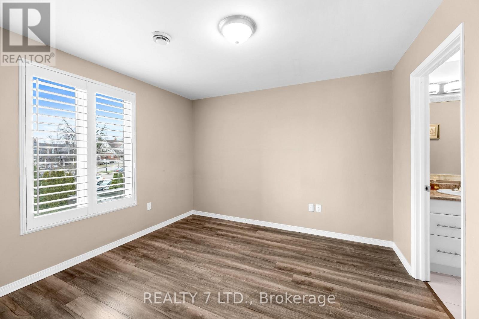 209 - 16 Sullivan Avenue, Thorold, Ontario  L2V 2Y2 - Photo 21 - X12644478