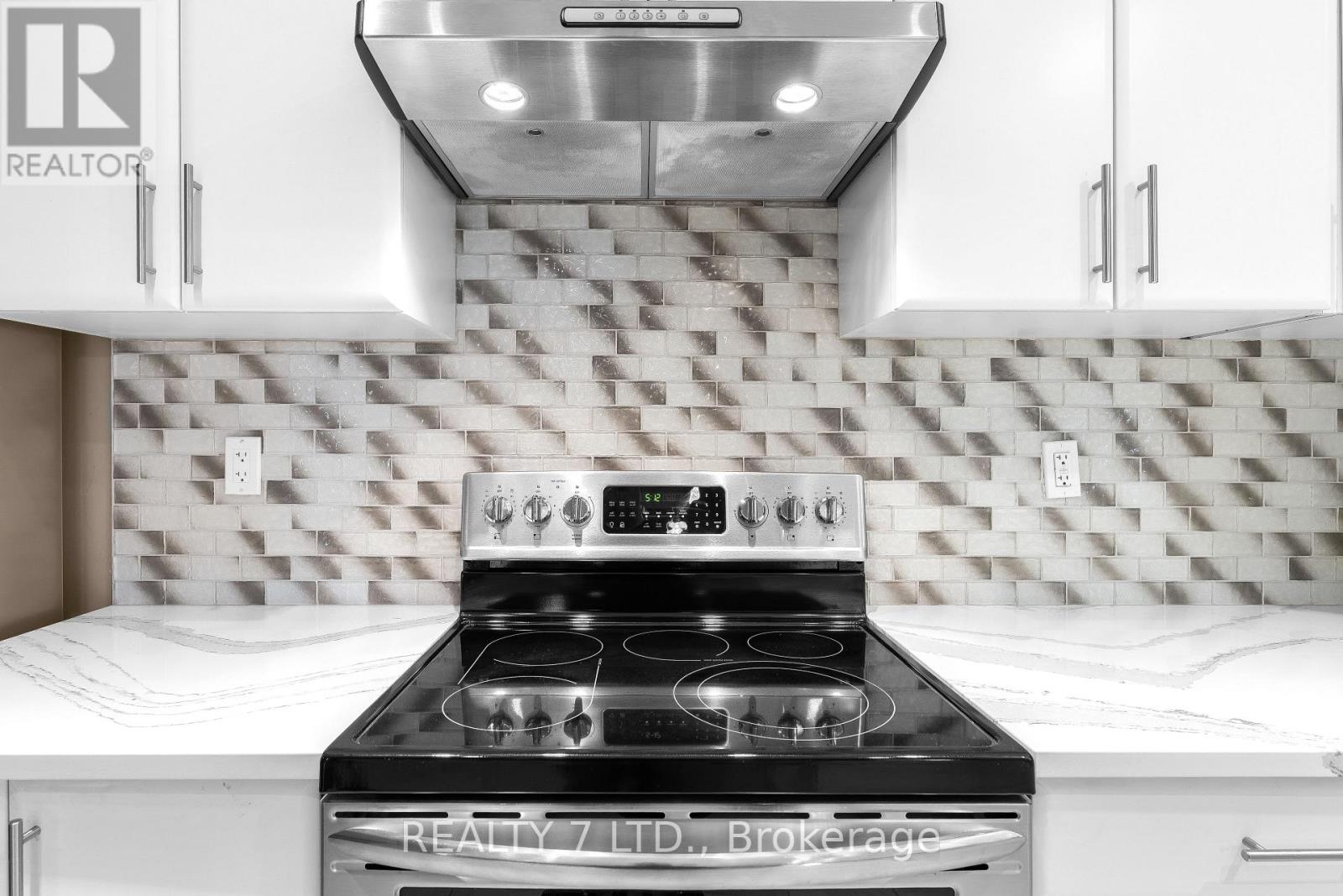 209 - 16 Sullivan Avenue, Thorold, Ontario  L2V 2Y2 - Photo 11 - X12644478