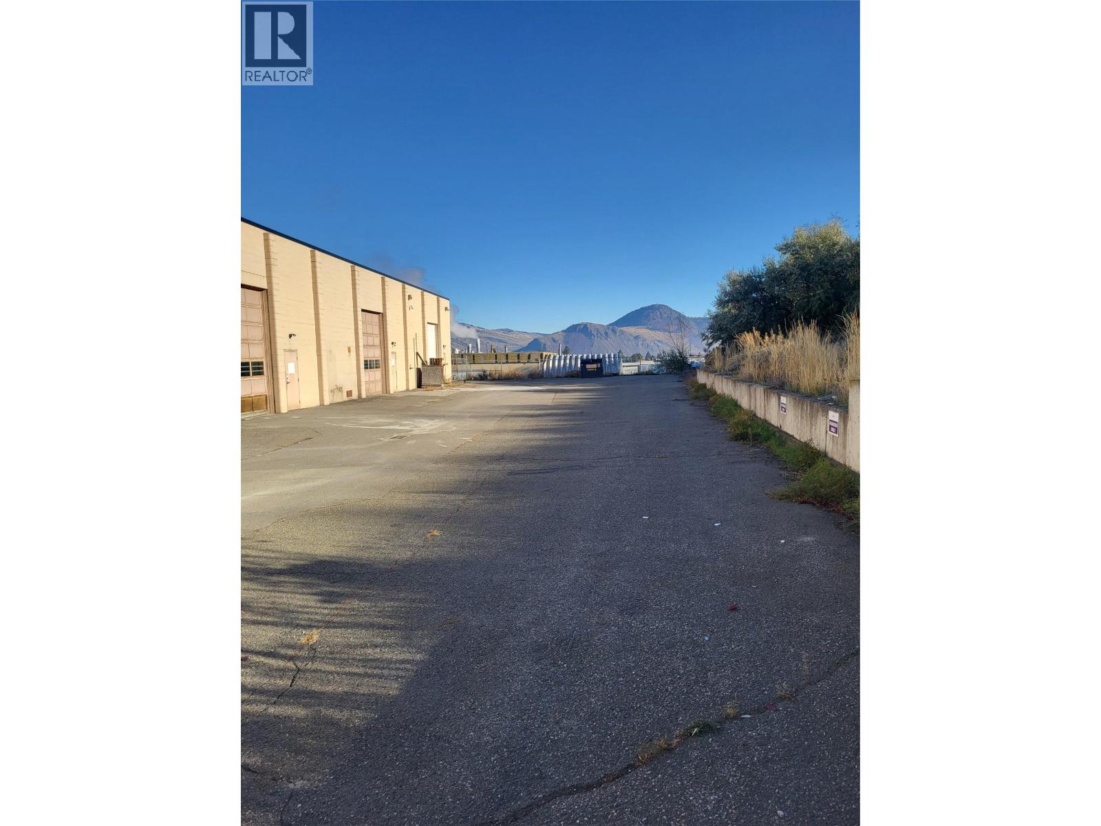 917 Laval Crescent, Kamloops, British Columbia  V2H 1T7 - Photo 3 - 10358115