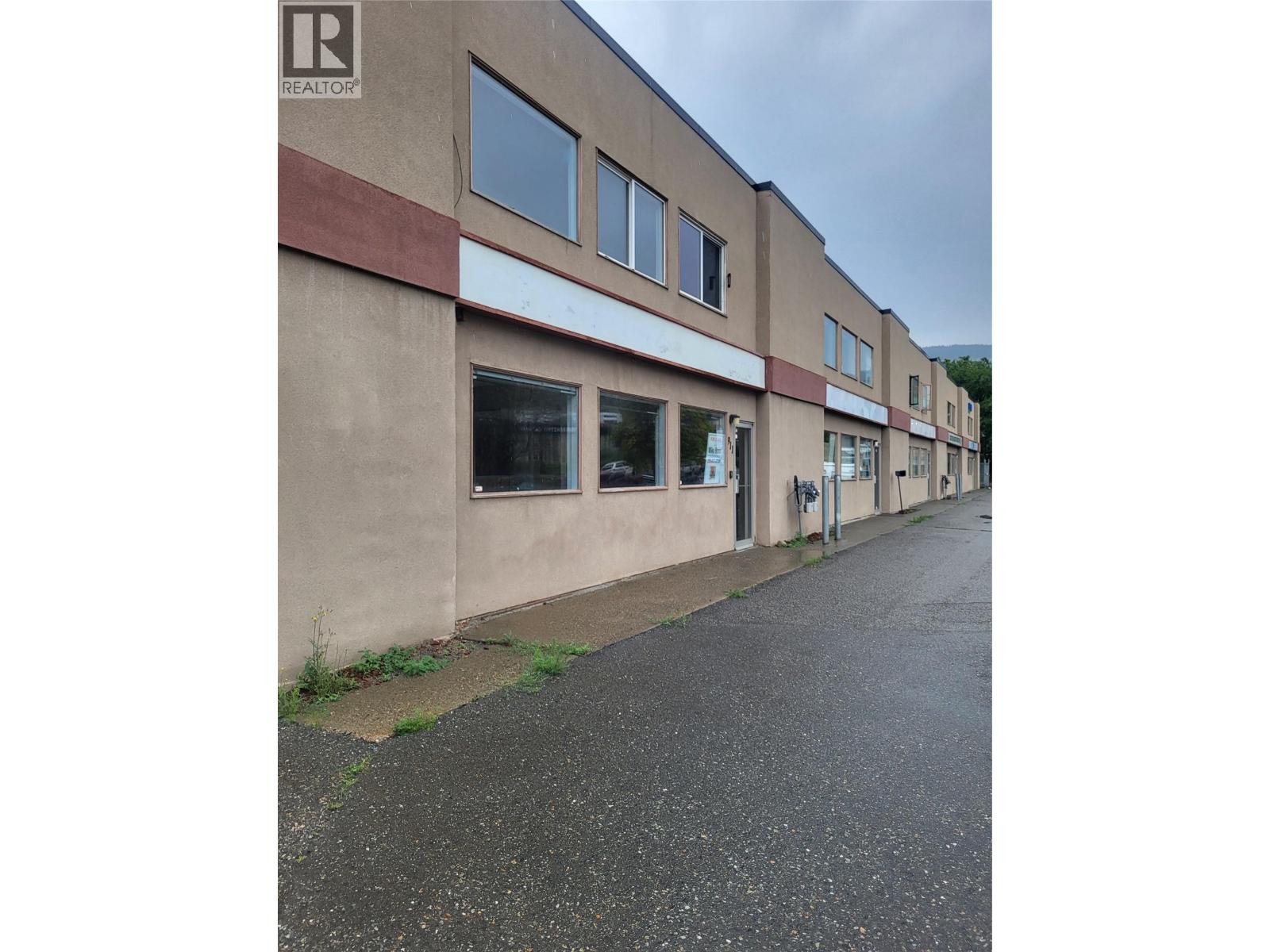 913 - 915 Laval Crescent, Kamloops, British Columbia  V2H 1T7 - Photo 16 - 10358113