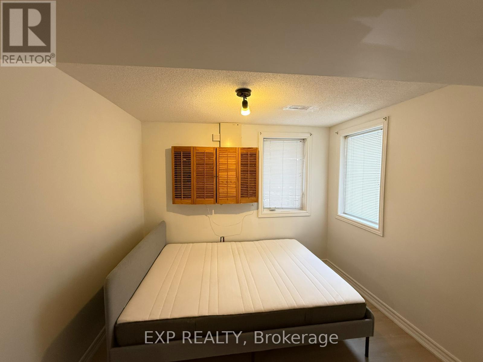 Main/lower - 48 Estate Garden Drive, Richmond Hill, Ontario  L4E 3V5 - Photo 11 - N12645544