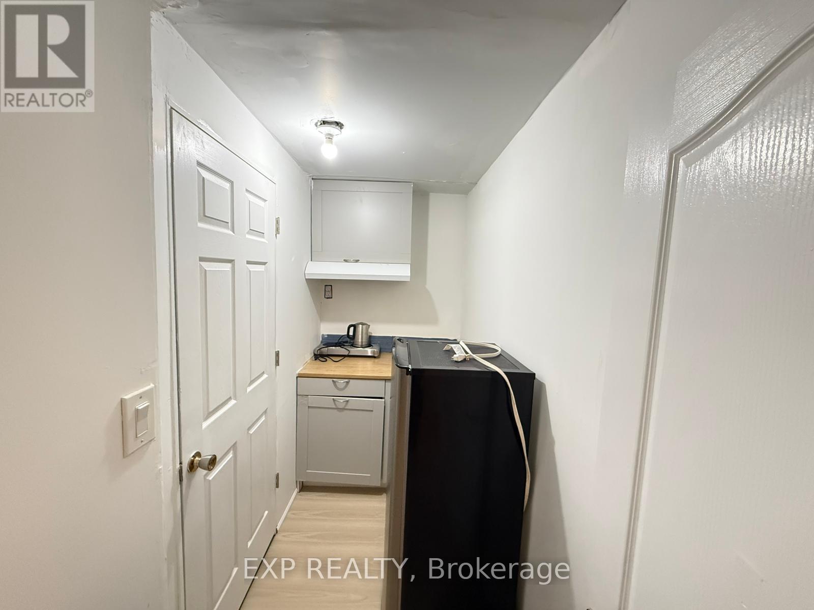 Main/lower - 48 Estate Garden Drive, Richmond Hill, Ontario  L4E 3V5 - Photo 17 - N12645544