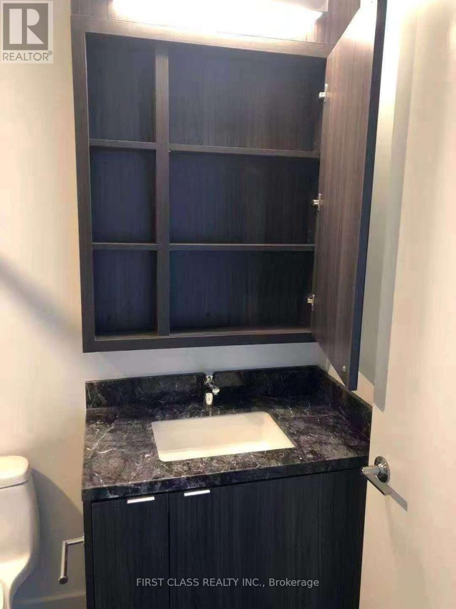 3510 - 115 Blue Jays Way, Toronto, Ontario  M5V 0N4 - Photo 3 - C12639550