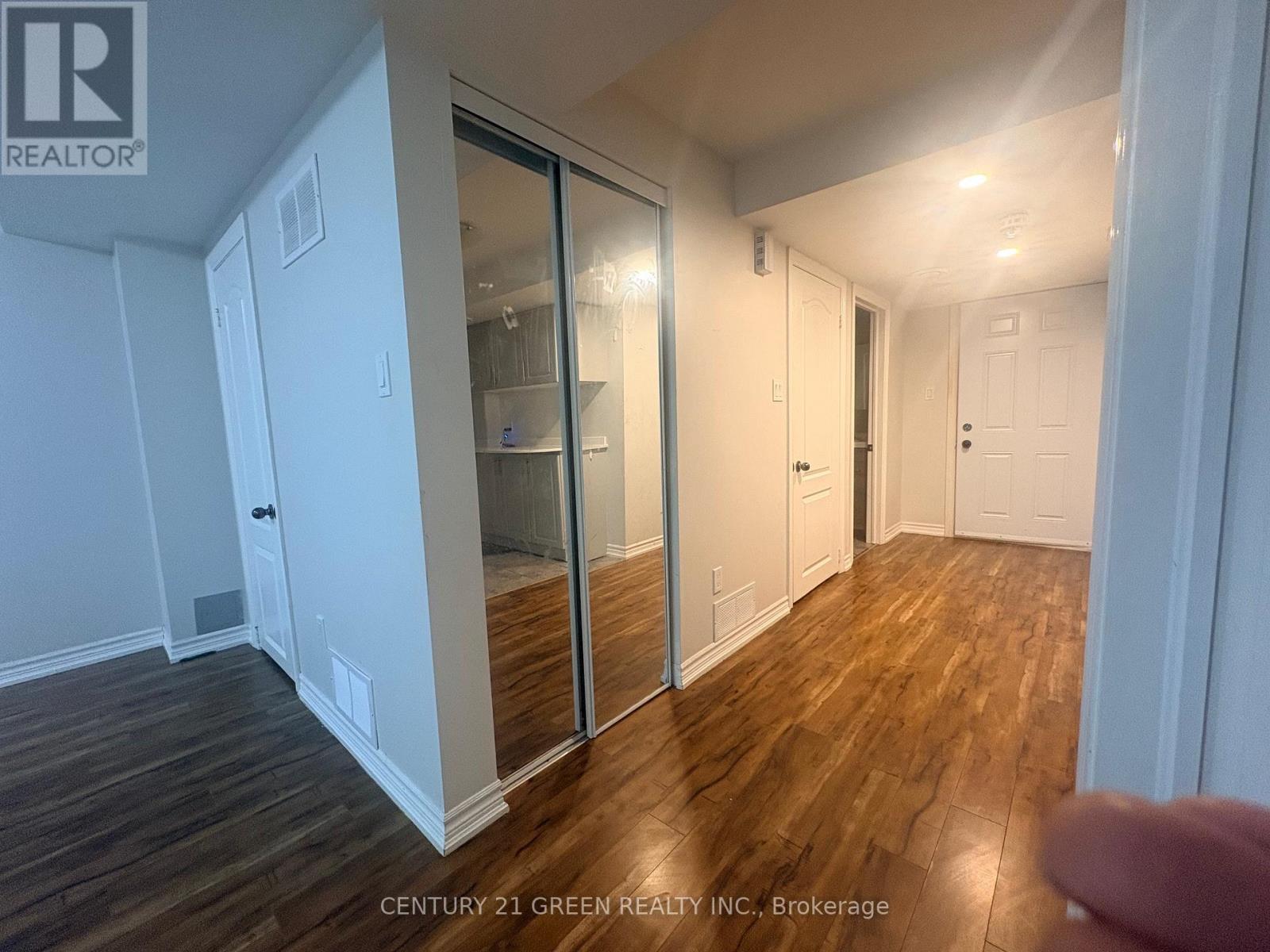 Basement - 44 Prairie Creek Crescent, Brampton, Ontario  L6Y 6C9 - Photo 3 - W12643958