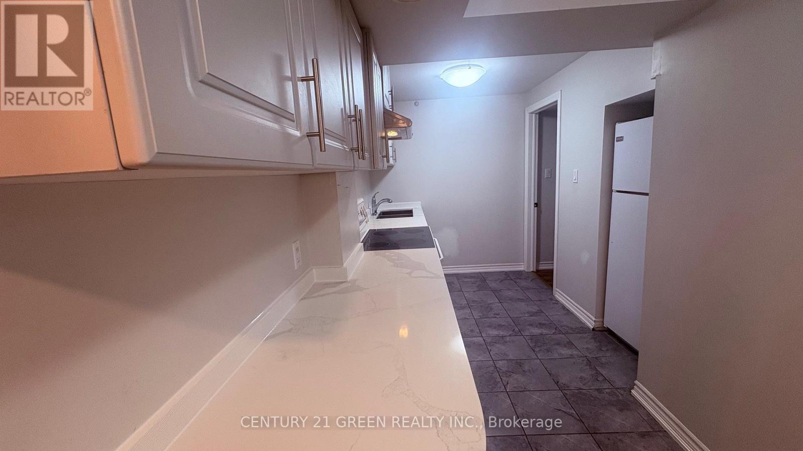 Basement - 44 Prairie Creek Crescent, Brampton, Ontario  L6Y 6C9 - Photo 7 - W12643958