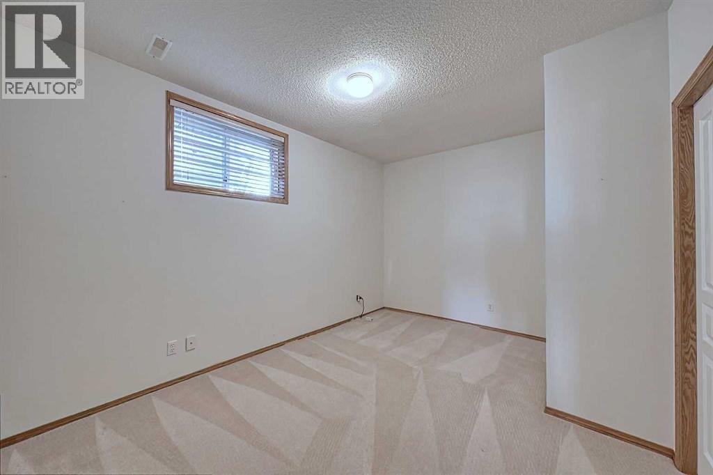 54 Eagleview Way, Cochrane, Alberta  T4C 1P6 - Photo 25 - A2272151